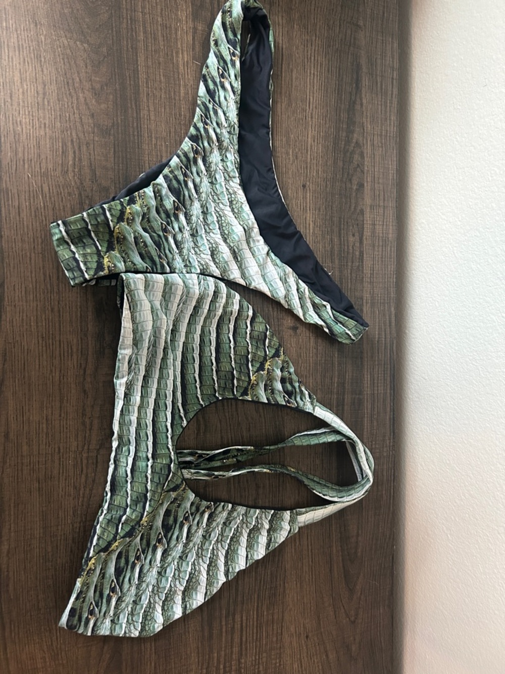 San Lorenzo Green alligator/black reversible Bikini Set